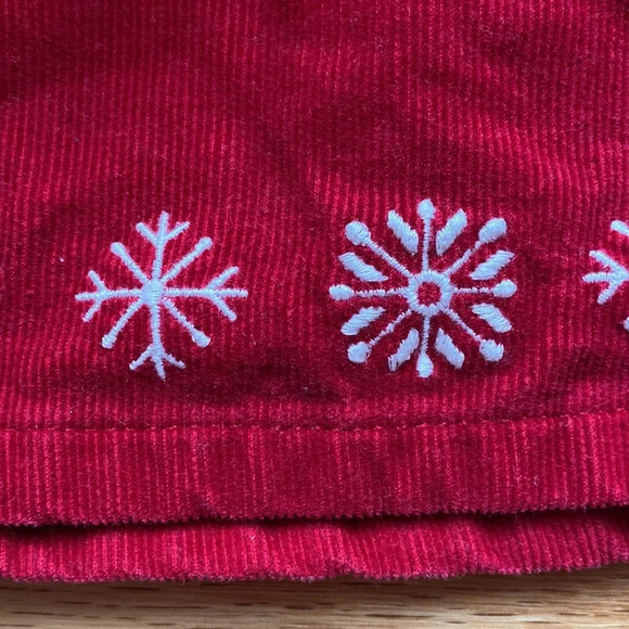 LL‎ Bean Corduroy Red Snowflake Embroidered Skirt 2T - Picture 3 of 7